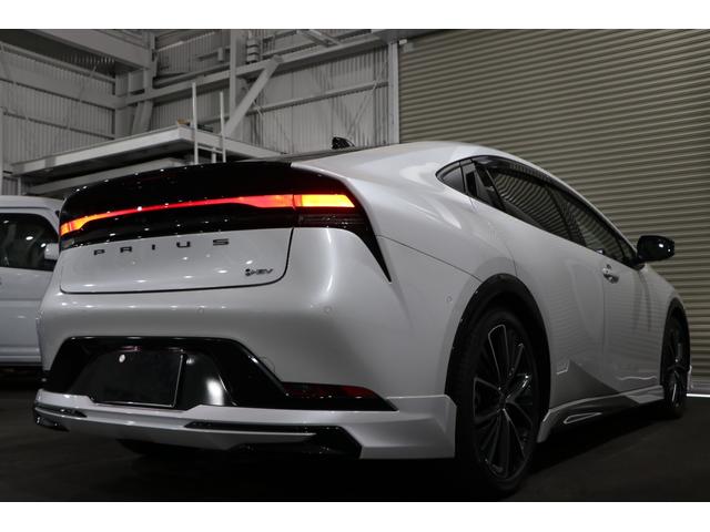 プリウス Z ワンオーナー/モデリスタフルエアロ/パノラマルーフ/Dインナーミラー+ドラレコ/ディスプレイオーディオプラス/シートヒーターベンチレーション/パノラミックビューモニター/ブラインドスポットモニター(5枚目)