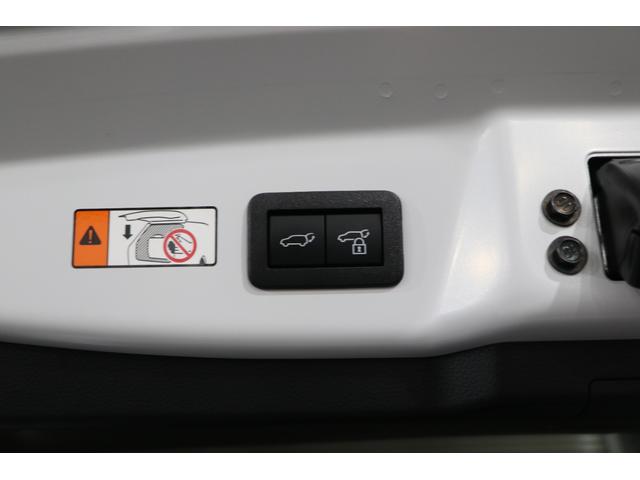 プリウス Z ワンオーナー/モデリスタフルエアロ/パノラマルーフ/Dインナーミラー+ドラレコ/ディスプレイオーディオプラス/シートヒーターベンチレーション/パノラミックビューモニター/ブラインドスポットモニター(9枚目)