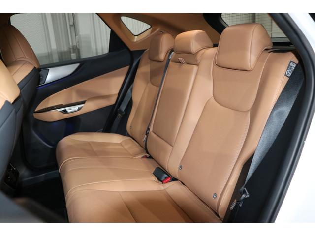 ＮＸ ＮＸ３５０ｈ　Ｆスポーツ　ＴＲＤエアロ／内装ヘーゼル／パノラマルーフ／オレンジキャリパー／デジタルインナーミラー／ワンオーナー／１４型ナビ／３６０カメラ／シートヒータークーラー／ヘッドアップディスプレイ／３眼ＬＥＤヘッドラント（20枚目）