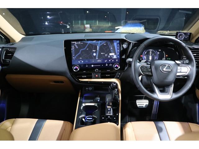 ＮＸ ＮＸ３５０ｈ　Ｆスポーツ　ＴＲＤエアロ／内装ヘーゼル／パノラマルーフ／オレンジキャリパー／デジタルインナーミラー／ワンオーナー／１４型ナビ／３６０カメラ／シートヒータークーラー／ヘッドアップディスプレイ／３眼ＬＥＤヘッドラント（21枚目）