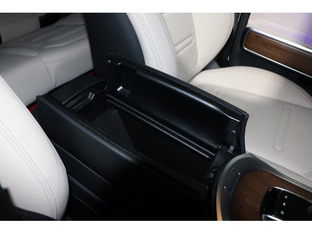 Gクラス G350d ブラバスルック/22AW/ラグジュアリーPKG/ブルメスターサウンドシステム/サンルーフ/ベージュレザー/電動シート/シートヒーター/レーンキープアシスト(33枚目)