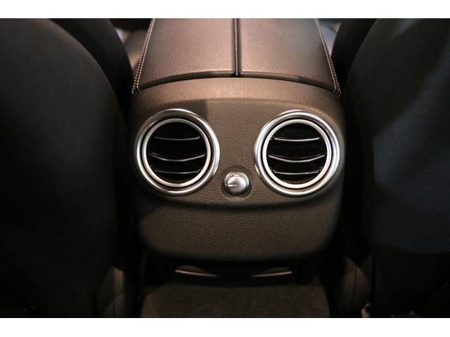 Cクラス C200アバンギャルド AMGライン レザーエクスクルーシブパッケージ/ヘッドアップディスプレイ/黒革シート/パークトロニック/シートヒーター/パワートランク/純正18インチAW/LEDライト(31枚目)