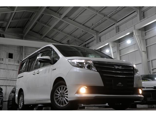 ノア ハイブリッドＧ　ＮＳＺＴナビ／置くだけ充電／両側パワースライドドア／フリップダウンモニター／フルセグ／ＥＴＣ／ＬＥＤルームランプ／フォグライト／プッシュスタート（50枚目）