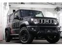 ジムニーノマド ＦＣ　アルパインナビ／アルパインＤミラー／ＤＥＬＴＡ　ＦＯＲＣＥ　ＯＶＥＲＬＡＮＤＥＲ１６ＡＷ／ＯＰＥＮ　ＣＯＵＮＴＲＹタイヤ／シートカバー／Ｐセンサー／セーフティーサポート／ＬＥＤヘッドランプ／スポイラー（2枚目）