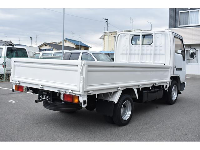 ロングＤＸ　ＰＳ　ＰＷ　ＡＴ　積載１５００ｋｇ　新免許対応車　フォグランプ　ＥＴＣ　電格ミラー　後輪ダブルタイヤ　排気量２０００ｃｃ　乗員定員３人(27枚目)