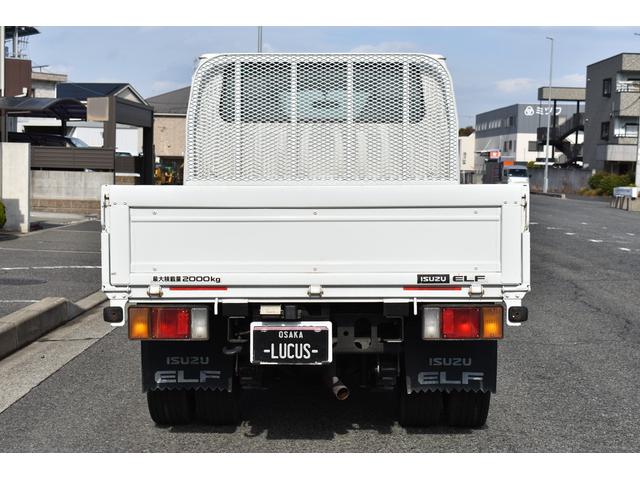 エルフトラック 　ＰＳ　ＰＷ　５ＭＴ　４ＷＤ　ＥＴＣ　電格ミラー　ミラーヒーター　積載２０００ｋｇ　リアヒーター　アイドリングストップ　６人乗り　フォグランプ（28枚目）