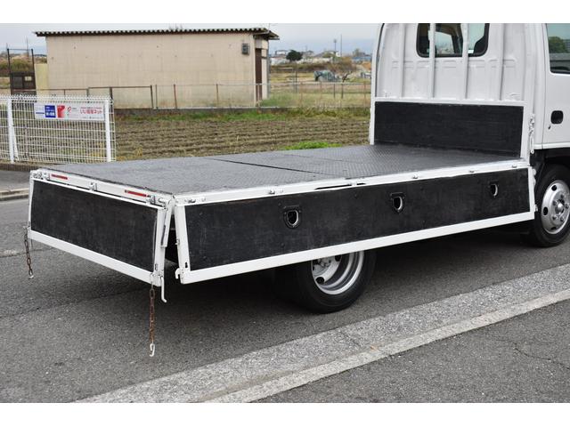 ＰＳ　ＰＷ　３．０ＤＴ　４ＡＴ　積載２０００ｋｇ　ＥＴＣ　ＰＳ　ＰＷ　３．０ＤＴ　４ＡＴ　積載２０００ｋｇ　ＥＴＣ　リアＷタイヤ　ロープ穴　荷台鉄板架装　荷台寸法　長さ３１２ｃｍ　幅１６２ｃｍ　高さ３８ｃｍ　エルフＯＥＭ(28枚目)