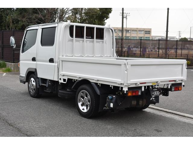 　リアエアコン　ＰＳ　ＰＷ　５ＭＴ　積載２０００ｋｇ　ミラー型ドラレコ　フルセグナビ　電格ミラー　ＥＴＣ　車輛総重量３４６０ｋｇ　Ｂｌｕｅｔｏｏｔｈ　メッキパーツ　シートカバー(4枚目)