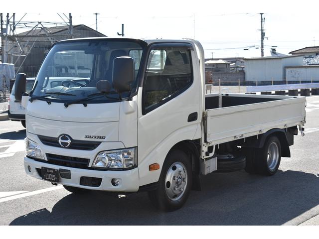 デュトロ 全低床　平　積載２０００ｋｇ　ＡＴ　ドラレコ　総重量４４５５ｋｇ　ＥＴＣ　衝突軽減ブレーキ　レーンキープアシスト　電格ミラー　ディーゼル（5枚目）