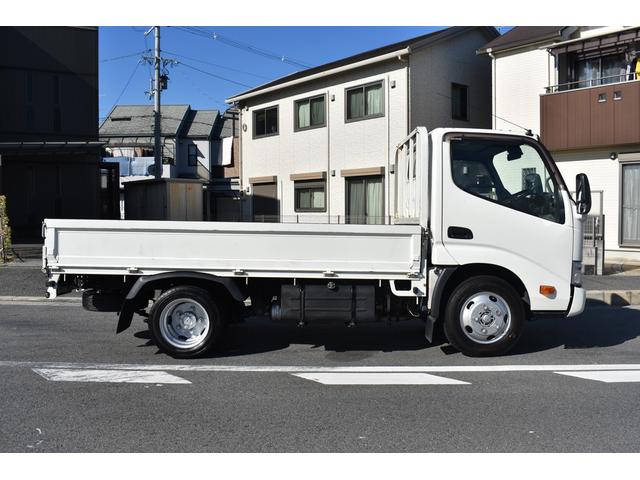 デュトロ 全低床　平　積載２０００ｋｇ　ＡＴ　ドラレコ　総重量４４５５ｋｇ　ＥＴＣ　衝突軽減ブレーキ　レーンキープアシスト　電格ミラー　ディーゼル（40枚目）