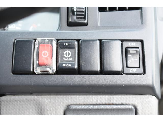 エルフトラック フルフラットロー 垂直式パワーゲート 積載2000kg AT 車両総重量4755kg 電格ミラー 荷台鉄板 ETC 荷台長さ309cm 高さ39cm(8枚目)