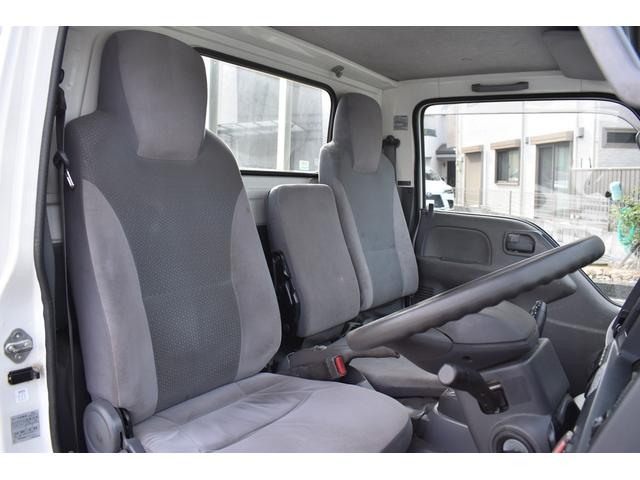 エルフトラック フルフラットロー 垂直式パワーゲート 積載2000kg AT 車両総重量4755kg 電格ミラー 荷台鉄板 ETC 荷台長さ309cm 高さ39cm(21枚目)