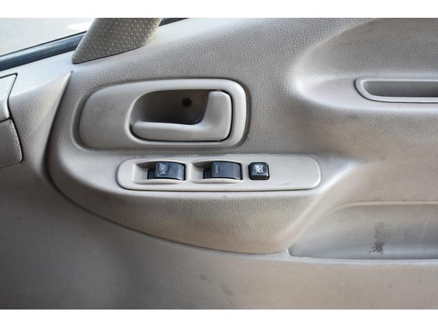 ダイナトラック フルジャストロー　折り畳み式垂直パワーゲート　ＡＴ　ドライブレコーダー　ＥＴＣ　積載２０００ｋｇ　車両総重量４９８５ｋｇ　揚力６００ｋｇ　三方開（12枚目）