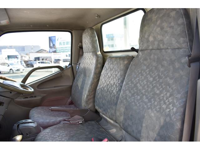 ダイナトラック ロングフルジャストロー　４ＷＤ　　積載１２５０ｋｇ　ＡＴ　車両総重量３２２５ｋｇ　普通免許　ＥＴＣ　荷台長さ３０６ｃｍ　幅１６０ｃｍ　高さ３８ｃｍ（6枚目）