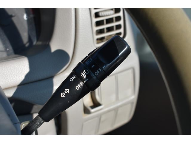 ダイナトラック ロングフルジャストロー　４ＷＤ　　積載１２５０ｋｇ　ＡＴ　車両総重量３２２５ｋｇ　普通免許　ＥＴＣ　荷台長さ３０６ｃｍ　幅１６０ｃｍ　高さ３８ｃｍ（9枚目）