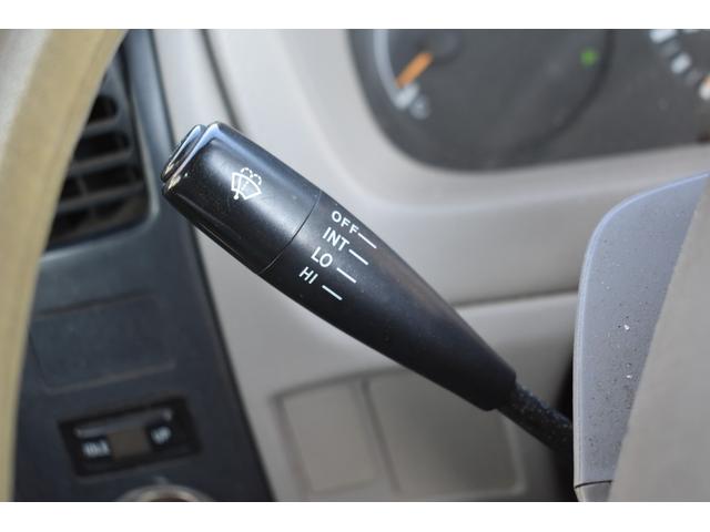 ダイナトラック ロングフルジャストロー　４ＷＤ　　積載１２５０ｋｇ　ＡＴ　車両総重量３２２５ｋｇ　普通免許　ＥＴＣ　荷台長さ３０６ｃｍ　幅１６０ｃｍ　高さ３８ｃｍ（10枚目）