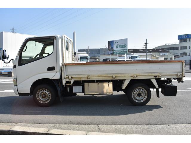 ダイナトラック ロングフルジャストロー　４ＷＤ　　積載１２５０ｋｇ　ＡＴ　車両総重量３２２５ｋｇ　普通免許　ＥＴＣ　荷台長さ３０６ｃｍ　幅１６０ｃｍ　高さ３８ｃｍ（20枚目）