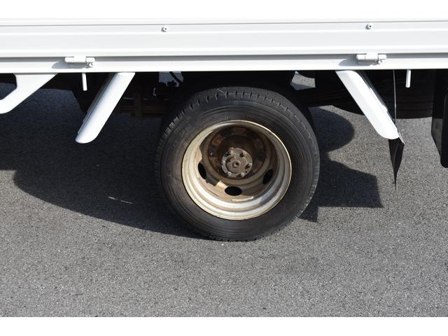 トヨエース Ｗキャブロングジャストロー　積載１２５０ｋｇ　ＭＴ　車両総重量３３２０ｋｇ　リアヒーター　ＥＴＣ　フロントフォグランプ　荷台長さ２１０ｃｍ　幅１６０ｃｍ　高さ３８ｃｍ（5枚目）