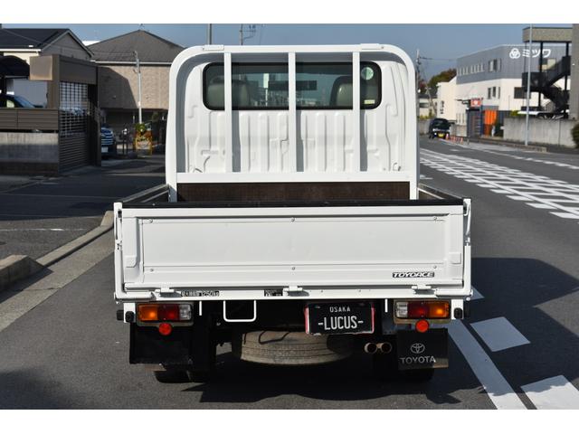 トヨエース Ｗキャブロングジャストロー　積載１２５０ｋｇ　ＭＴ　車両総重量３３２０ｋｇ　リアヒーター　ＥＴＣ　フロントフォグランプ　荷台長さ２１０ｃｍ　幅１６０ｃｍ　高さ３８ｃｍ（8枚目）