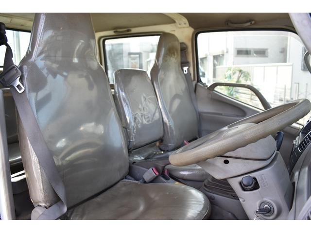 トヨエース Ｗキャブロングジャストロー　積載１２５０ｋｇ　ＭＴ　車両総重量３３２０ｋｇ　リアヒーター　ＥＴＣ　フロントフォグランプ　荷台長さ２１０ｃｍ　幅１６０ｃｍ　高さ３８ｃｍ（16枚目）