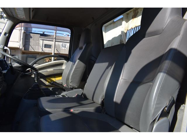 フォワード 　ダンプ　積載３８５０ｋｇ　車両総重量７９９５ｋｇ　ＥＴＣ　電格ミラー　坂道発進補助装置　フォグランプ　コボレーン　アイドリングストップ（8枚目）
