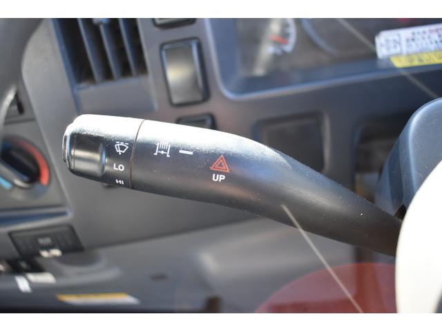 フォワード 　ダンプ　積載３８５０ｋｇ　車両総重量７９９５ｋｇ　ＥＴＣ　電格ミラー　坂道発進補助装置　フォグランプ　コボレーン　アイドリングストップ（11枚目）