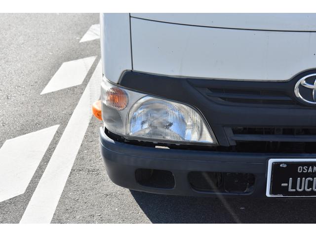 トヨエース 　積載２０００ｋｇ　ＡＴ　車両総重量４４５５ｋｇ　ＥＴＣ　横滑り防止装置　アイドリングストップ　荷台長さ３０７ｃｍ　幅１６０ｃｍ　高さ３８ｃｍ（26枚目）