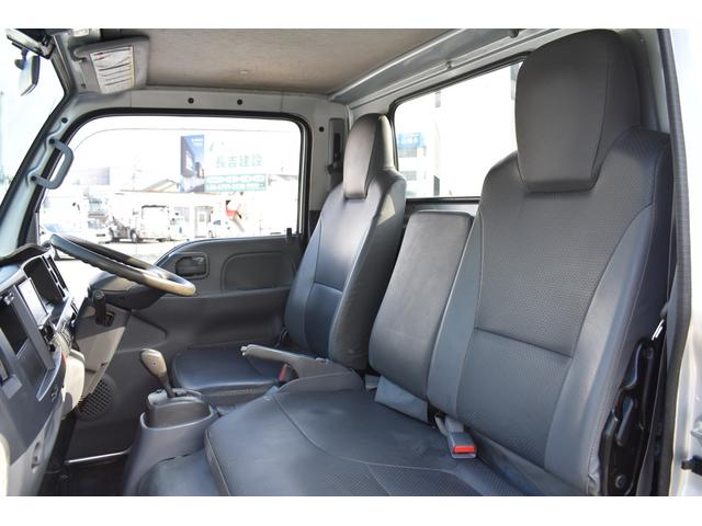 エルフトラック フルフラットロー 積載2000kg 車両総重量4495kg 垂直式パワーゲート ETC 極東PG 電格ミラー アイドリングストップ フォグランプ装備(9枚目)