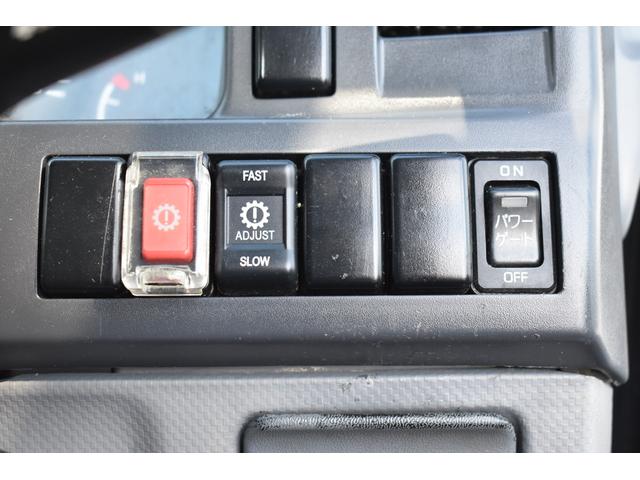 エルフトラック フルフラットロー 積載2000kg 車両総重量4495kg 垂直式パワーゲート ETC 極東PG 電格ミラー アイドリングストップ フォグランプ装備(12枚目)