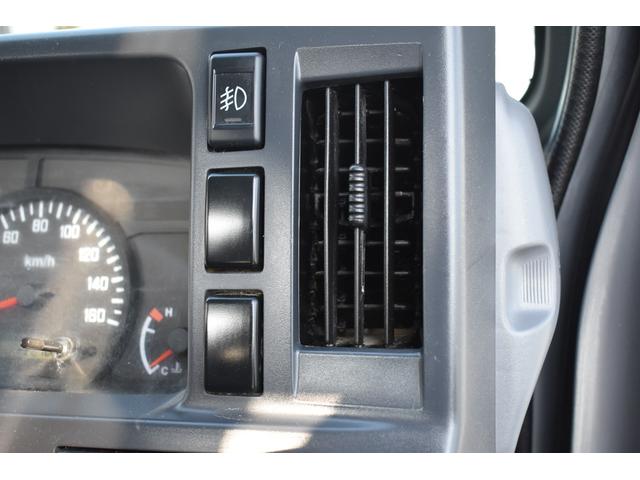 エルフトラック フルフラットロー 積載2000kg 車両総重量4495kg 垂直式パワーゲート ETC 極東PG 電格ミラー アイドリングストップ フォグランプ装備(13枚目)