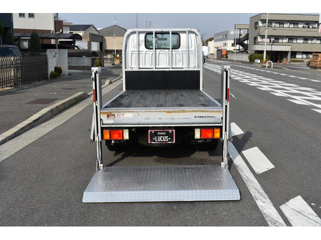エルフトラック フルフラットロー 積載2000kg 車両総重量4495kg 垂直式パワーゲート ETC 極東PG 電格ミラー アイドリングストップ フォグランプ装備(33枚目)