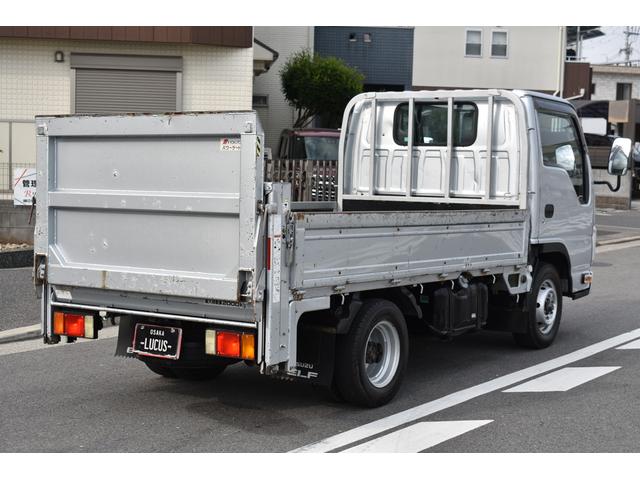エルフトラック フルフラットロー 積載2000kg 車両総重量4495kg 垂直式パワーゲート ETC 極東PG 電格ミラー アイドリングストップ フォグランプ装備(34枚目)