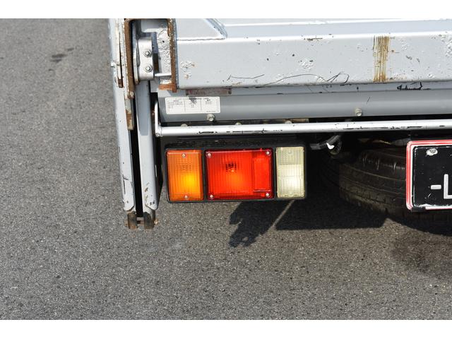 エルフトラック フルフラットロー 積載2000kg 車両総重量4495kg 垂直式パワーゲート ETC 極東PG 電格ミラー アイドリングストップ フォグランプ装備(37枚目)