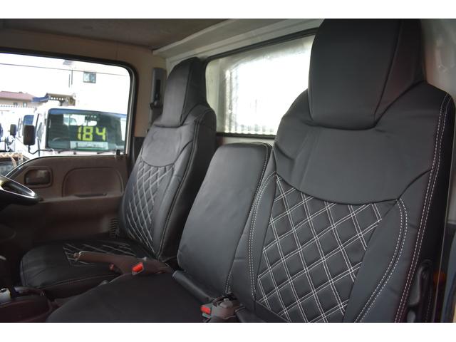 エルフトラック フルフラットローダンプ 積載3000kg 車両総重量6085kg AT コボレーン付き 極東 荷台長さ304cm 幅159cm 高さ37cm 準中型免許(9枚目)