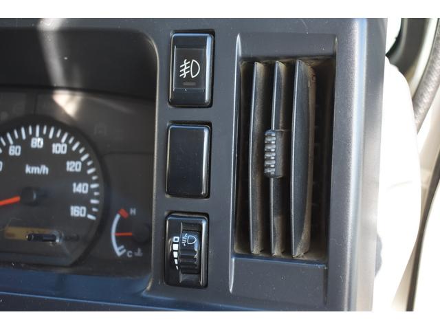 エルフトラック Wキャブフルフラットロー 積載1150kg 車両総重量3930kg AT アイドリングストップ フォグランプ 荷台長さ209cm 幅162cm 38cm(7枚目)