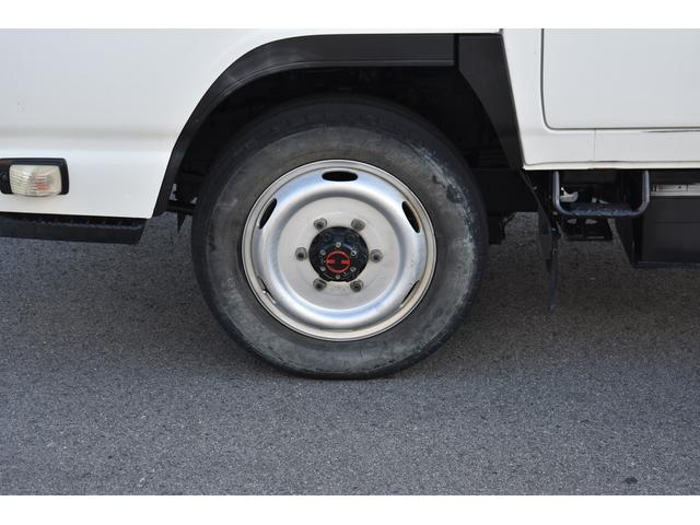 エルフトラック Wキャブフルフラットロー 積載1150kg 車両総重量3930kg AT アイドリングストップ フォグランプ 荷台長さ209cm 幅162cm 38cm(21枚目)