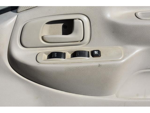 HINO DUTRO DOUBLE CAB ALL LOW FLOOR