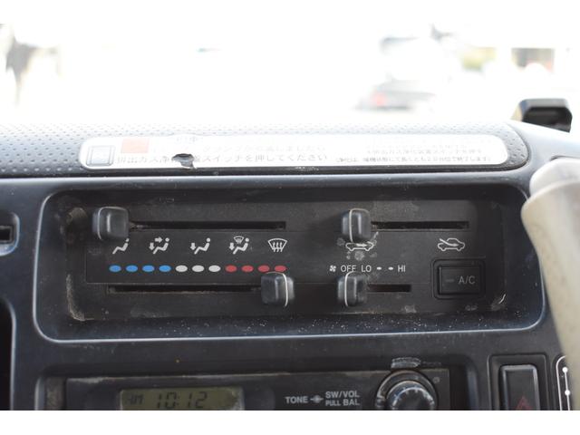 HINO DUTRO DOUBLE CAB ALL LOW FLOOR