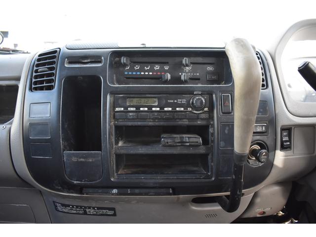 HINO DUTRO DOUBLE CAB ALL LOW FLOOR