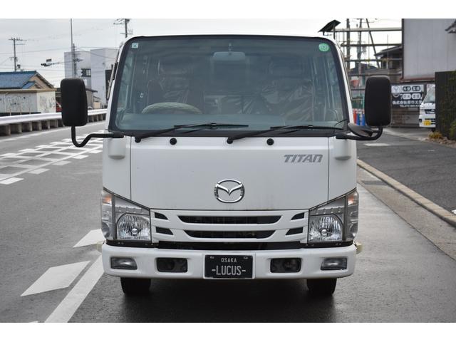 タイタントラック Ｗキャブワイドロー　積載１５００ｋｇ　ＡＴ　車両総重量４１３０ｋｇ　ＥＴＣ　電格ミラー　アイドリングストップ　フロントフォグランプ　助手席エアバック（4枚目）
