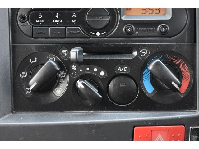 タイタントラック Ｗキャブワイドロー　積載１５００ｋｇ　ＡＴ　車両総重量４１３０ｋｇ　ＥＴＣ　電格ミラー　アイドリングストップ　フロントフォグランプ　助手席エアバック（14枚目）