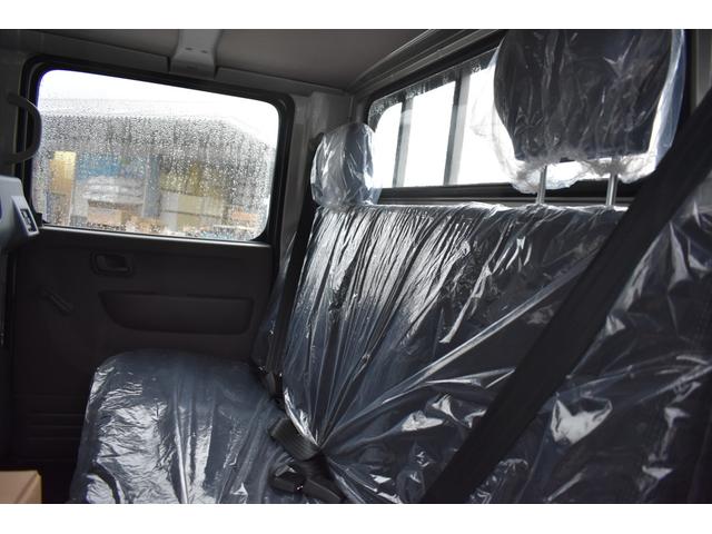 キャンター Ｗキャブ全低床　積載２０００ｋｇ　ＡＴ　垂直式パワーゲート　リアエアコン　車両総重量４９００ｋｇ　電格ミラー　フロントフォグランプ　横滑り防止装置（24枚目）