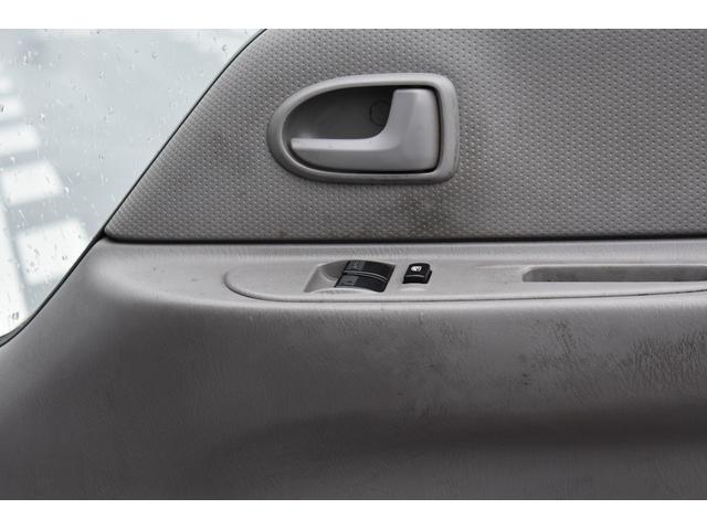 タイタンダッシュ 　冷凍冷蔵車　積載１５００ｋｇ　ＡＴ　車両総重量３４９５ｋｇ　バックカメラ装備　ＥＴＣ　新免許対応　荷台長さ２９４ｃｍ　幅１５８ｃｍ　高さ１６４ｃｍ（7枚目）