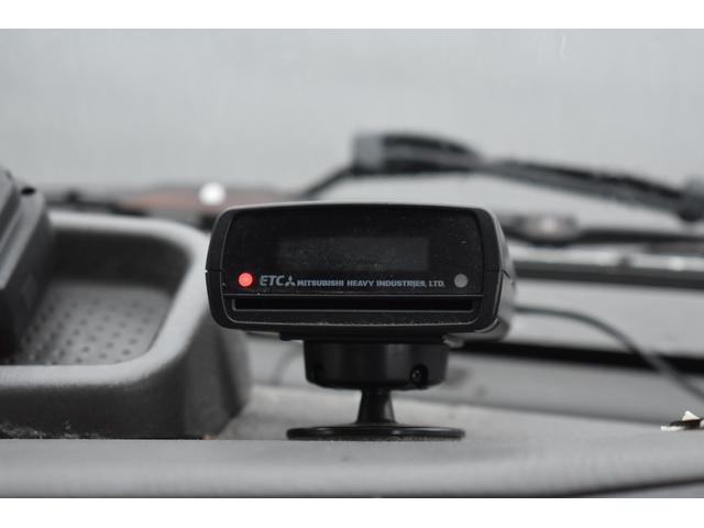 タイタンダッシュ 　冷凍冷蔵車　積載１５００ｋｇ　ＡＴ　車両総重量３４９５ｋｇ　バックカメラ装備　ＥＴＣ　新免許対応　荷台長さ２９４ｃｍ　幅１５８ｃｍ　高さ１６４ｃｍ（10枚目）