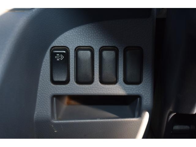 キャンター 全低床　積載２０００ｋｇ　荷台鉄板架装　ＡＴ　ＥＴＣ　車両総重量４３４５ｋｇ　ロープ穴　長さ４６９ｃｍ　幅１６９ｃｍ　高さ１９９ｃｍ　ダブルタイヤ（14枚目）