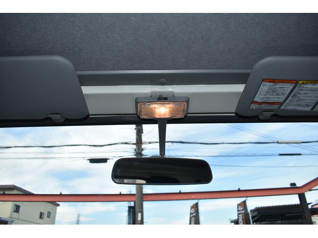 エルフトラック フルフラットロー 積載2000kg MT 車両総重量4265kg オンダッシュナビ フォグランプ 坂道発進補助装置 電格ミラー アイドリングストップ(25枚目)