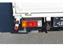 　積載２０００ｋｇ　ＡＴ　車両総重量４４５５ｋｇ　ＥＴＣ　横滑り防止装置　アイドリングストップ　荷台長さ３０７ｃｍ　幅１６０ｃｍ　高さ３８ｃｍ（36枚目）