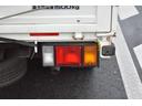 Ｗキャブワイドロー　積載１５００ｋｇ　ＡＴ　車両総重量４１３０ｋｇ　ＥＴＣ　電格ミラー　アイドリングストップ　フロントフォグランプ　助手席エアバック（33枚目）