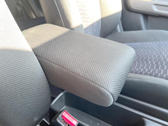 クロスロード ＨＤＤナビエディション　純正インターナビ　バックモニター　ＥＴＣ　ＨＩＤヘッドライト　１８インチアルミホイール　キーレスエントリー　オートライト　オートエアコン　ステアリングスイッチ（31枚目）