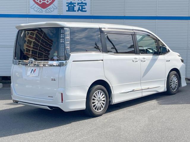 ヴォクシー ハイブリッドV モデリスタフルエアロ 純正ナビ 両側電動スライドドア セーフティセンスC クルーズコントロール バックカメラ ETC Bluetooth LEDヘッドライト 純正15インチアルミホイール(17枚目)